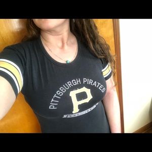 Pittsburgh Pirates shirt, vintage look